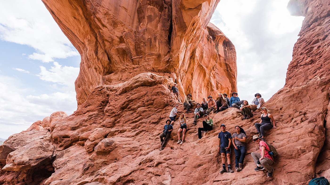 Class photo at Arches